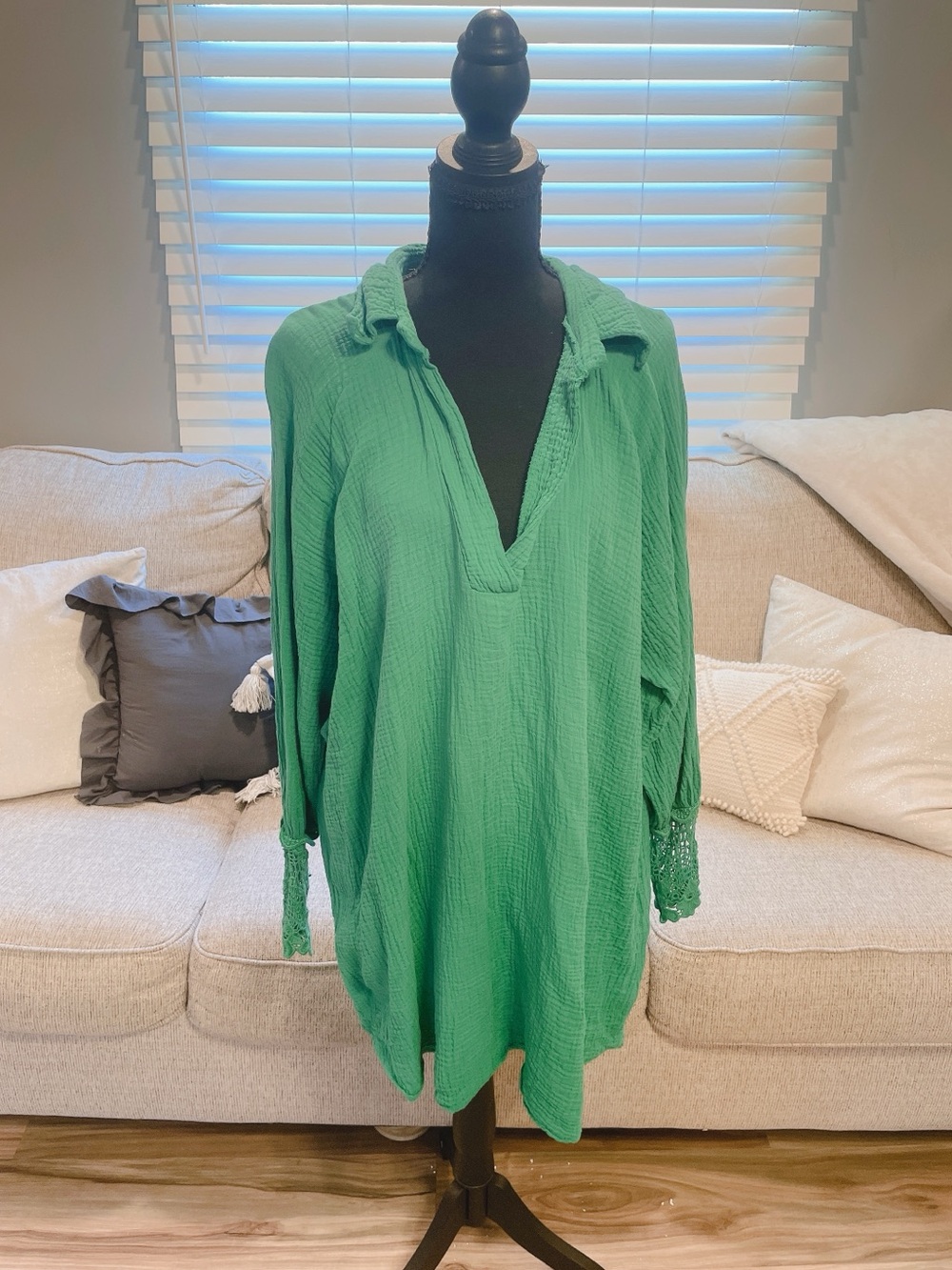 Impressions Boutique Green Mini Dress Size M